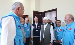 Diyanet İşleri Başkanı Erbaş, Mekke'de ekip başkanlıklarını ziyaret etti