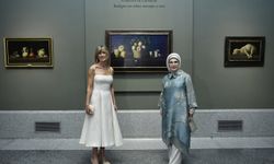 Emine Erdoğan, İspanya Başbakanı'nın eşi Fernandez ile Madrid'deki Prado Müzesi'ni ziyaret etti: