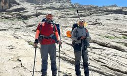 Hakkari'de dağcılar Sümbül Dağı zirve tırmanışına başladı