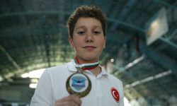 İlk uluslararası altın madalyasını kazanan milli yüzücü Kuzey Set'in hedefi olimpiyatlar