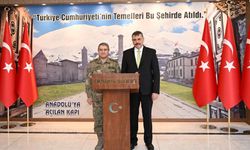 Kara Kuvvetleri Komutanı Orgeneral Bayraktaroğlu, Erzurum Valiliğini ziyaret etti