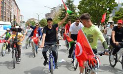 Kütahya’da vatandaşlar Gazze ve Sincan Uygur Özerk Bölgesi'nde yaşananlar için pedal çevirdi