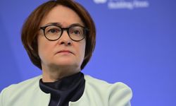 Rusya Merkez Bankası Başkanı Nabiullina: "Yaptırımlara rağmen küresel ekonomiye entegre olmalıyız"