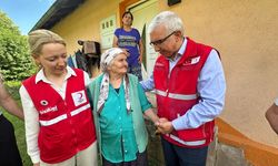 Türk Kızılay ve Türkiye Diyanet Vakfı, Bosna Hersek'te ihtiyaç sahiplerine kurban eti dağıttı