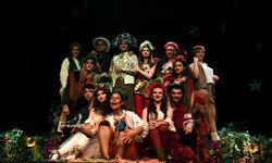 Osmangazi’nin genç tiyatrocularından Bir Yaz Gecesi Rüyası