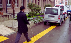 Görme engelli bireyler en çok metrolarda sorun yaşıyor