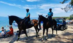 Pamukkale'de Atlı Jandarma Timi güvenlik için nöbette