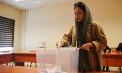 Van'daki İranlılar Cumhurbaşkanlığı Seçimleri için oy kullanıyor