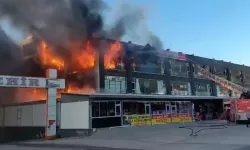 Amasya'da bir alışveriş merkezinde yangın çıktı