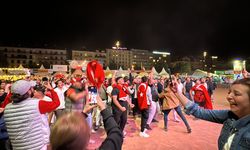 Cenevre'deki Türkler, A Milli Futbol Takımı'nın EURO 2024'te çeyrek finale kalmasını kutladı