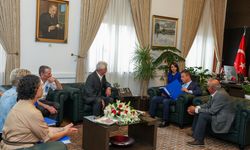 CHP Genel Başkanı Özel, Tüm Emekli Sen Genel Başkanı Ergen ile görüştü