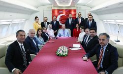 Cumhurbaşkanı Erdoğan, Kazakistan dönüşü uçakta gazetecilere açıklamada bulundu: (1)