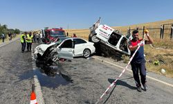 GÜNCELLEME - Yozgat'ta hafif ticari araçla otomobilin çarpıştığı kazada 4 kişi öldü