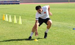 İşitme engelli futbolcu Emre Kılınç, milli takım forması için verdiği mücadeleyi anlattı