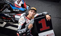Milli motosikletçi Toprak Razgatlıoğlu, Çekya'da birinci oldu