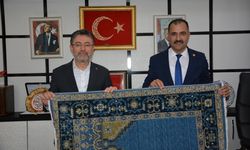 Tarım ve Orman Bakanı İbrahim Yumaklı, Demirci Belediyesi'ni ziyaret etti