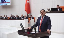 AnadoluJet'in rötarlarına CHP'li Ulaş Karasu'dan tepki