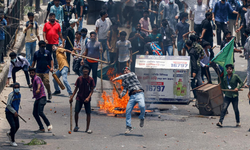 Kamuda liyakat protestoları | En az 100 ölü