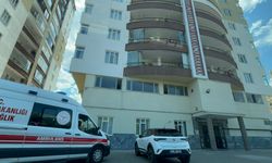 Diyarbakır'da koku ihbarından ceset çıktı, ekip fenalaştı