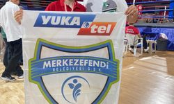 Merkezefendi sporcusu Ceyda Kuru, İzmir'den şampiyonlukla döndü