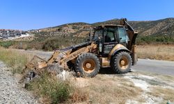 Efes Selçuk'ta moloz yığınlarına özel kapsamlı temizlik