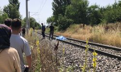 Kütahya’da yolcu treni çapa motoruna çarptı | 1 ölü