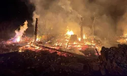 Sinop Boyabat'ta yangın felaketi | 6 ev kül oldu