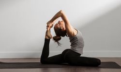 Kalçalarınızı şekillendirmek için 4 etkili yoga pozu!
