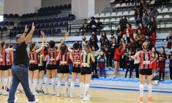 Turgutlu Belediyesi Kadın Voleybol Takımı transfer çalışmalarına hız verdi