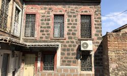 İzmir Burhanzade Abdurrahman Hilmi Bey Evi hakkında bilgiler, nerede, nasıl gidilir?