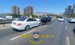 Mürselpaşa'da trafik kazası! Bornova istikametinde yoğunluk var