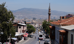 İzmir Eşrefpaşa Caddesi nerede?