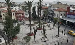 İzmir Hatuniye Meydanı hakkında bilgiler, nerede, nasıl gidilir?