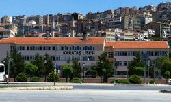 İzmir Karataş Anadolu Lisesi nerede, nasıl gidilir?