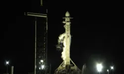 SpaceX, 23 Starlink uydusunu daha uzaya gönderdi