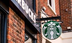 Starbucks'ta CEO Değişikliği hisseleri uçurdu!