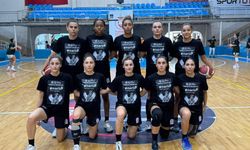 Narin ve öldürülen kadınların adları Turgutlu Belediyespor formalarında!