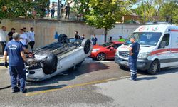 Yunusemre'de alkollü sürücü takla attı!