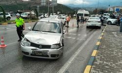 Karabük'te feci kaza! 6 araç birbirine girdi, 4 kişi yaralandı