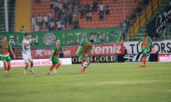 Alanyaspor, Rizespor'u ilk yarıda 1-0 geçti!