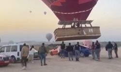 Kapadokya'da sıcak hava balonu bir vatandaşın arabasına çarptı