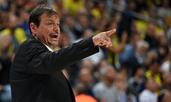 Ergin Ataman çıldırdı! Kıbrıs ile alakalı skandal pankart!