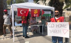 İzmir'de ABD askerlerine yumurtalı protesto! TKP'nin onur nöbeti başladı