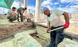 İzmir’de 1800 yıllık Romalı gladyatör lahdi keşfedildi!