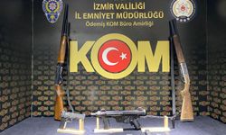 İzmir'de silah tacirlerine operasyon