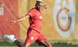 Victor Osimhen, Galatasaray'da ilk antrenmanına çıktı