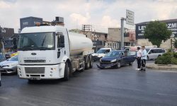 İzmir Karabağlar'da maddi hasarlı trafik kazası!