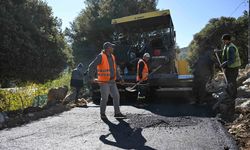 Bornova Belediyesi'nden kırsal mahallelere yol seferberliği