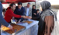 AK Parti Denizli'den şehitler ve hayatını kaybedenler için lokma hayrı