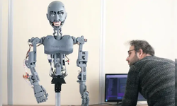 Yerli insansı robot ‘Tomyris’ Bursa’da tanıtıldı